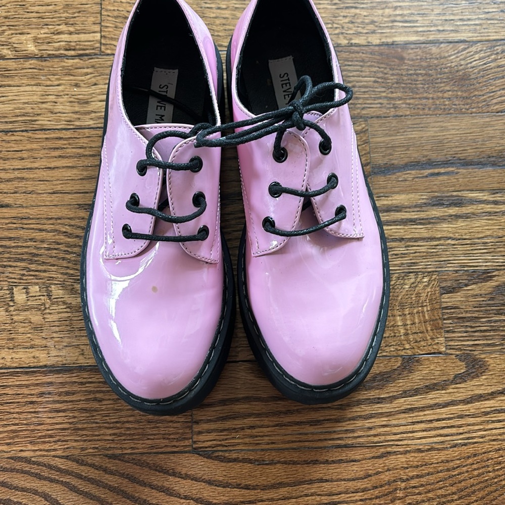 Pink Patented Leather Platform Oxfords - Picture 6 of 6